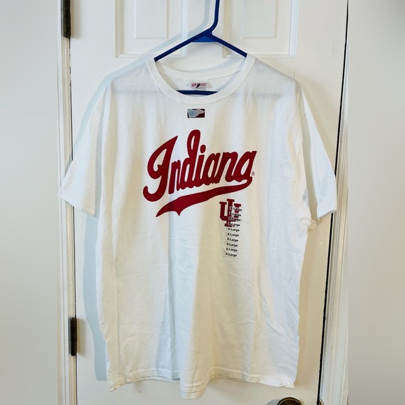 INDIANA HOOSIERS (IU) White SHORT SLEEVE T SHIRT. Game Day Ready. Size: XL ♥️🤍 - Picture 2 of 7